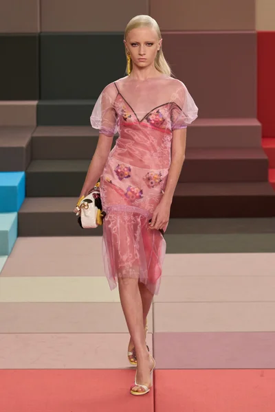 Look 82
